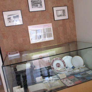 ロビー内・展示物