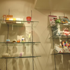 ブライダルデスク内・展示物|366147さんの元町 セントポールチャペルの写真(90973)