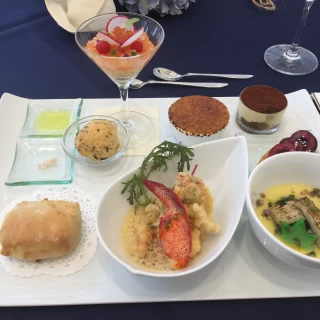 コースをワンプレートに乗せて