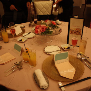 披露宴テーブル|368564さんのスイート&グレイス プライベートガーデン（ウエディング取扱終了）の写真(104731)