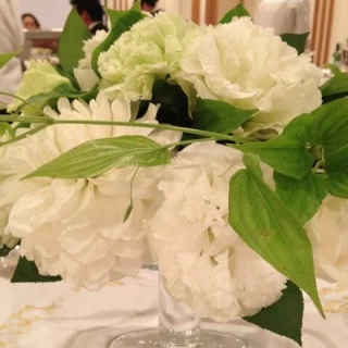 テーブルの花