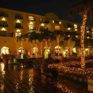 夜の外観|368983さんのホテル日航アリビラ ヨミタンリゾート沖縄の写真(509967)