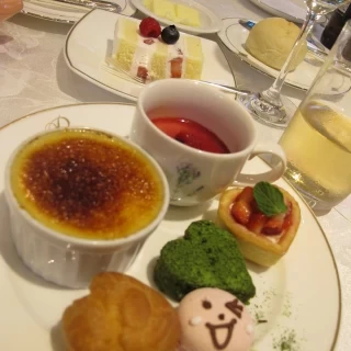 デザートビュッフェ