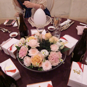 テーブルのお花。茶色とピンクが秋っぽくていい|369615さんのザ・オランジェガーデン五十鈴川の写真(109619)