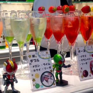 カクテル　シャンパン