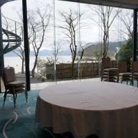 芦ノ湖の見える披露宴会場