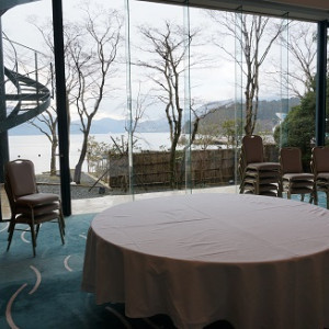 芦ノ湖の見える披露宴会場|369952さんの箱根ホテル（富士屋ホテルレイクビューアネックス）の写真(158192)