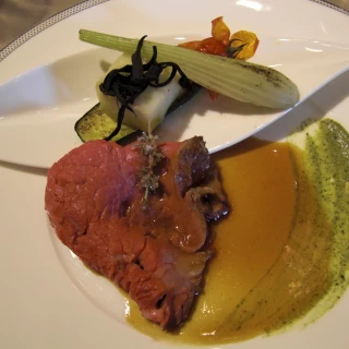 お肉料理
