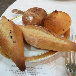 自家製のパン