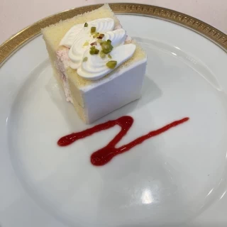 ウェディングケーキ
