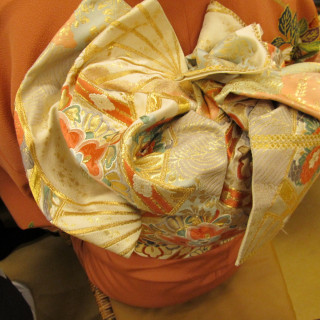 衣裳の持ち込みOK　色留袖と祖母の帯