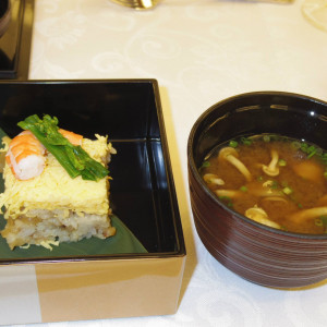 ちらし寿司とお吸い物|374652さんの雲仙観光ホテルの写真(142617)