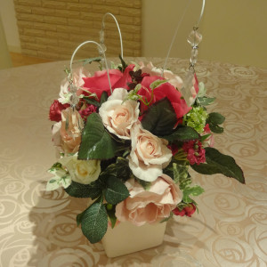 ゲストのテーブルに飾られるお花|375147さんのパル法円坂（ウエディング取扱終了）の写真(140175)
