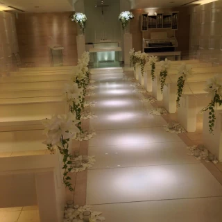 真っ白で素敵な会場です。