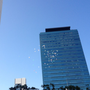 バルーンが真っ青な空に飛んでいきます♪|375442さんの東京グランドホテルの写真(139421)