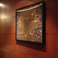 空間をもてあまさないような絵画などの装飾