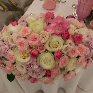 テーブル装花|375869さんのHOTEL PLUMM/ COSMO Y. ~ホテルプラム コスモ 横浜~（旧ホテルコスモ横浜）の写真(160514)