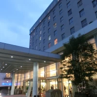 建物は長良川の横に建っています。