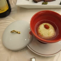 ふんわり野菜豆富万頭・・？