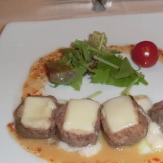 肉料理（豆腐の肉巻）