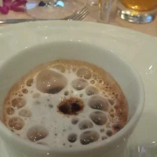 名物のフォアグラ茶わん蒸し
