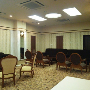 控室は椅子とソファが沢山あります。|380516さんのモルトン迎賓館 青森の写真(365439)