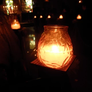 本物の炎の灯るキャンドル