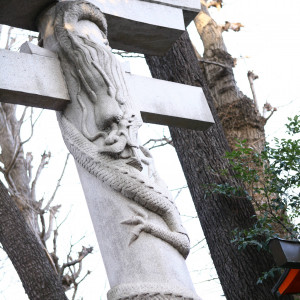 両側の柱は珍しい昇り龍|382846さんの馬橋稲荷神社の写真(178181)