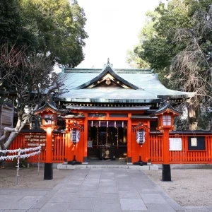 朱色で小さく可愛い神殿|382846さんの馬橋稲荷神社の写真(178187)