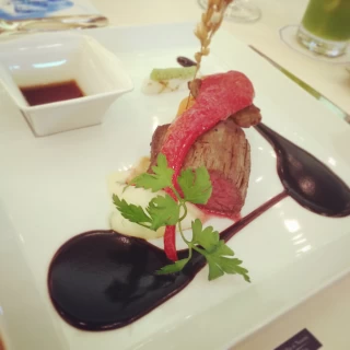 試食会で頂いたお肉。焼き方にも気遣いこだわりがあります。