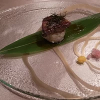 創作料理も盛り付けがキレイ