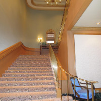 階段。ホテル内はどこを見ても絵になります。