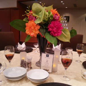 テーブルのお花|387603さんの三の丸ホテルの写真(204800)