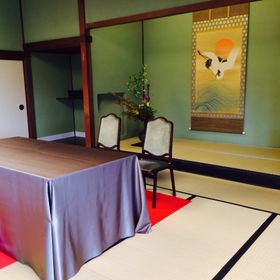 新郎新婦の席