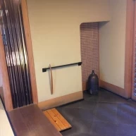 和の落ち着いた内装