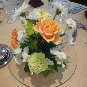 各テーブルにセッティングされたお花|393892さんのセレス立川の写真(306249)