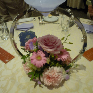 ゲストテーブル装花とキャンドル|393892さんのマリエール太田の写真(344129)
