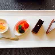 デザートビュッフェの例