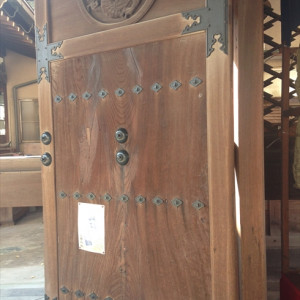 入口の扉|397593さんの亀山神社の写真(220029)