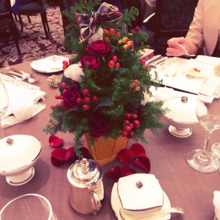 クリスマスツリーをテーブルの装花にお願いしました