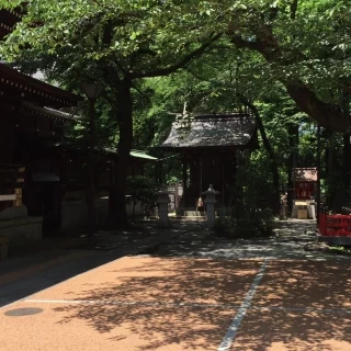 神社内