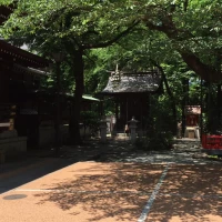 神社内