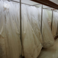 衣裳室（白ドレス）
