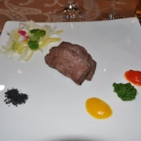 メインの肉料理（松阪牛のステーキ）