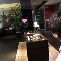 2階、披露宴会場前の待合スペース