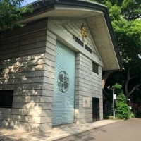 敷地の中には山車倉庫などがありました。