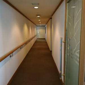 会場の廊下はゴージャス|411259さんのルミナス神戸2の写真(701872)