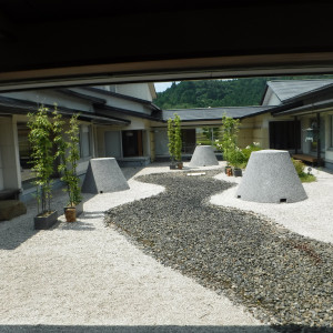 神前式場もあり、その中庭です。ここで写真撮影も可能とのこと|413100さんのHotel Matsushima Taikanso（ホテル松島大観荘）（ウエディング取扱終了）の写真(270386)