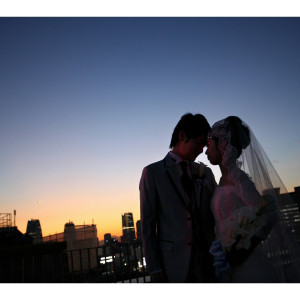 11階の屋上では撮影も可能。夕日と共に素敵な一枚を。|414735さんのザ マグナス 東京（THE MAGNUS TOKYO)の写真(329903)