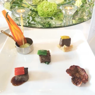 メインのお肉料理